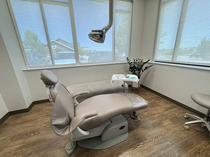 Treatment room with treatment chair side view